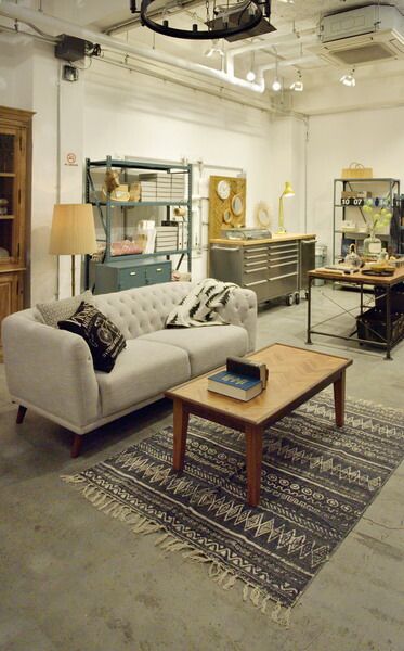 ウレタン塗装 作業台