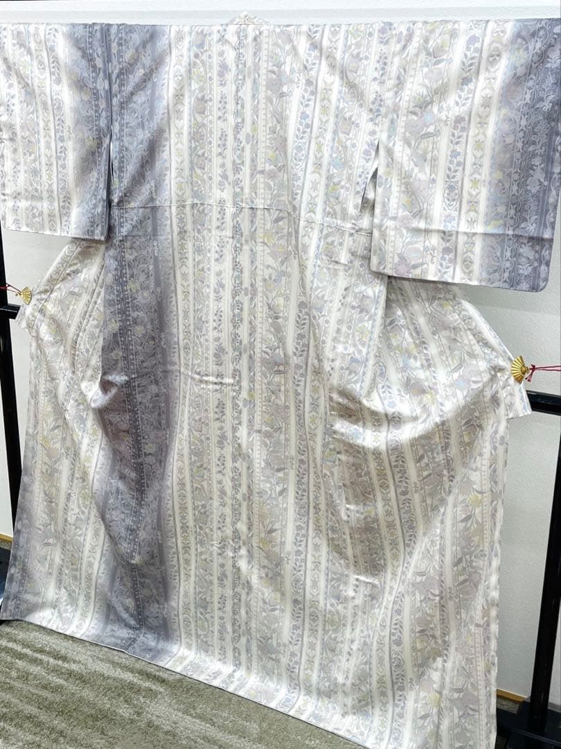 染大島 本場縞大島紬 訪問着 付け下げ 「月の砂漠」 ラクダ 正絹 躾糸付き 染大島 本場縞大島紬 訪問着 付け下げ 「月の砂漠」 ラクダ 正絹 躾糸