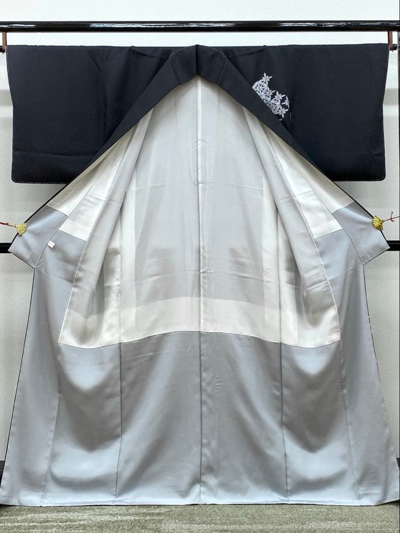 京金彩 華陽 訪問着 袋帯 2点セット 落款入 正絹 躾糸付き ガード加工済 京金彩 華陽 訪問着 袋帯 2点セット 落款入 正絹 躾糸付き ガード加工