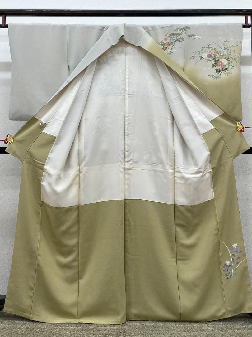 加賀草木友禅 田村哲彦 訪問着 落款入 四季草花 花車 正絹 加賀草木友禅 田村哲彦 訪問着 落款入 四季草花 花車 正絹 KH171