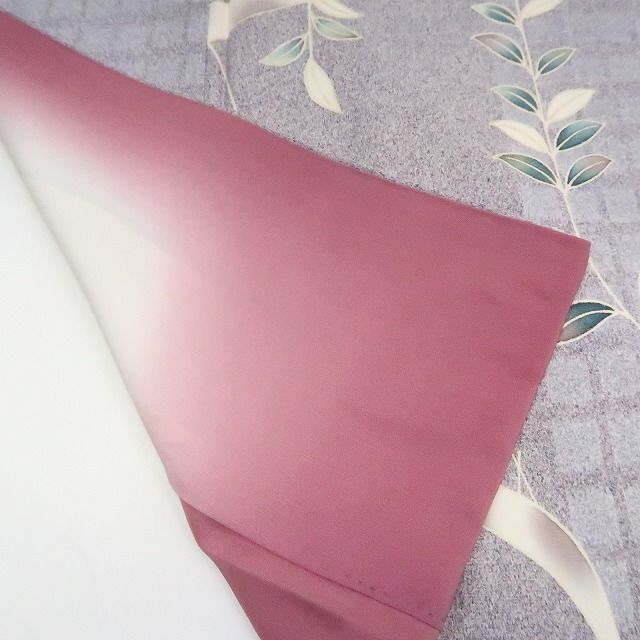 ✾まめ藤✾m2101＊美品 正絹 孔雀 手縫い仕立て 小紋 - メルカリ