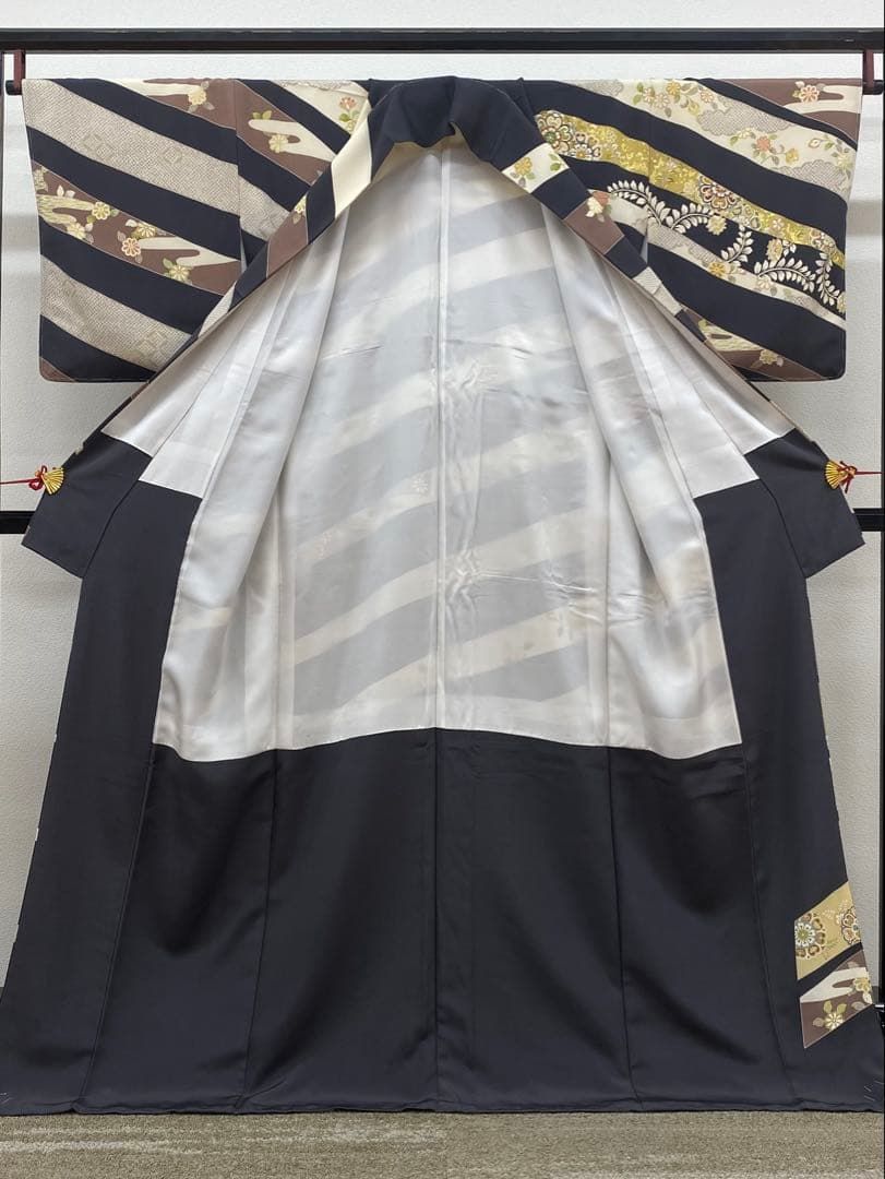 吉澤の友禅 訪問着 金駒 金彩 ちりめん 正絹 躾糸付き - メルカリ