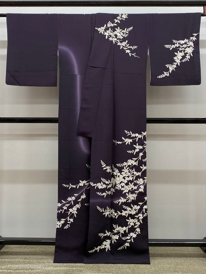 総刺繍 手刺繍 胡蝶蘭 訪問着 未仕立て品 仮絵羽 金糸 八掛付き 正絹 総刺繍 手刺繍 胡蝶蘭 訪問着 未仕立て品 仮絵羽 金糸 八