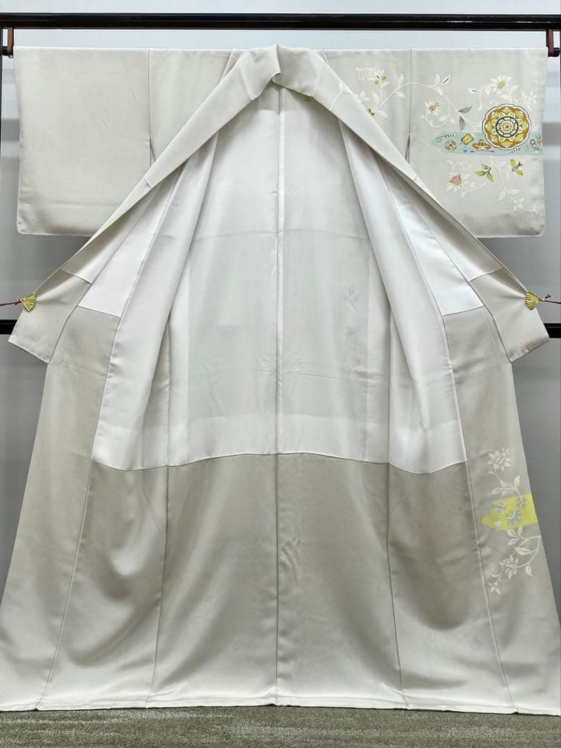 京友禅 訪問着 金駒 金彩 鏡裏文 宝尽くし 正絹 躾糸付き くすみカラー