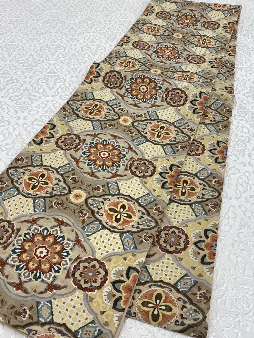 明綴れ 刺繍 袋帯 正絹 金糸 特選 明綴れ 手織 全通袋帯 豪華 華紋 金糸 正絹 K561 - メルカリ