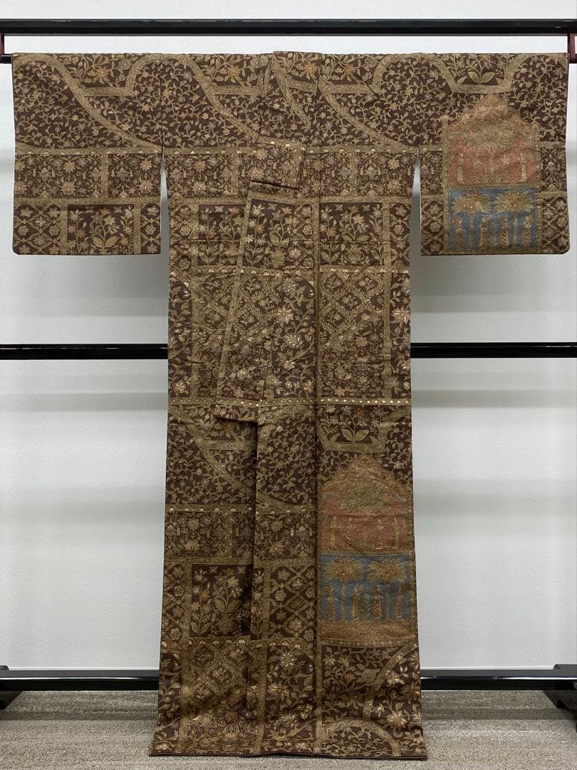 蘇州刺繍 相良刺繍 汕頭刺繍 訪問着 総刺繍 総柄 古代壁画文 唐花 正絹 蘇州刺繍 相良刺繍 汕頭刺繍 訪問着 総刺繍 総柄 古代壁画文 唐花 正絹