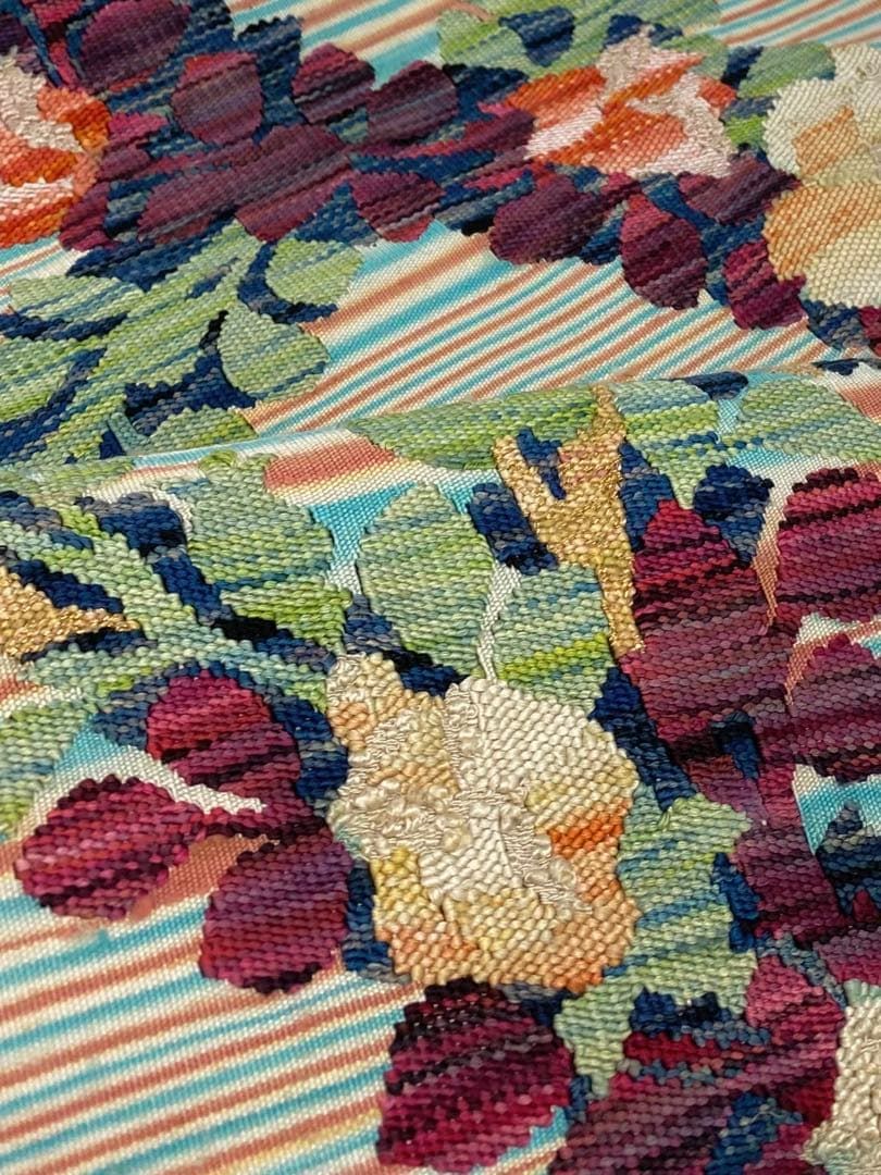 特選 山鹿清華 手織錦 綴れ織 袋帯 薔薇 金糸 正絹 お太鼓柄 桐箱付き 特選 山鹿清華 手織錦 綴れ織 袋帯 薔薇 金糸 正絹 お太鼓柄 桐箱付き