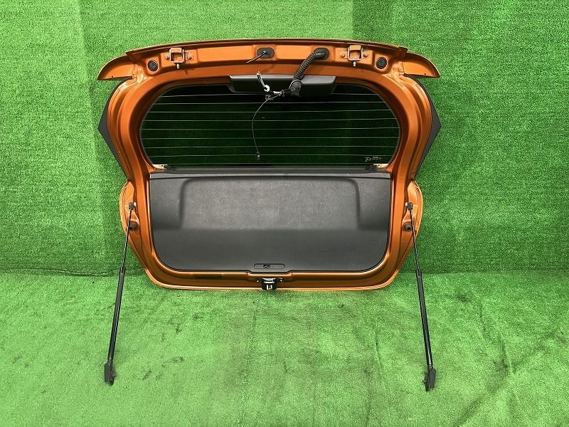 ノート SNE12 バックドア・リアゲート E-POWER メダリスト FOUR 4WD  