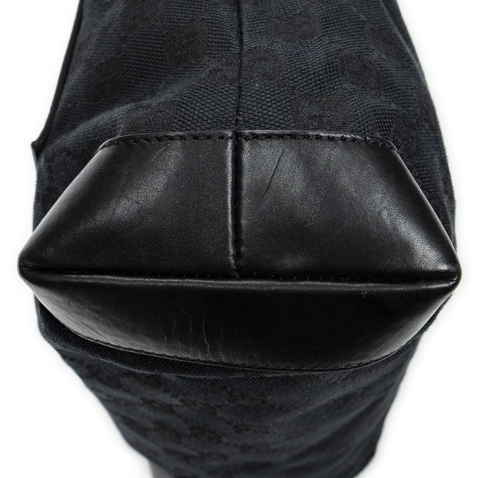 GUCCI グッチフロントポケットジップトート黒GGキャンバスA