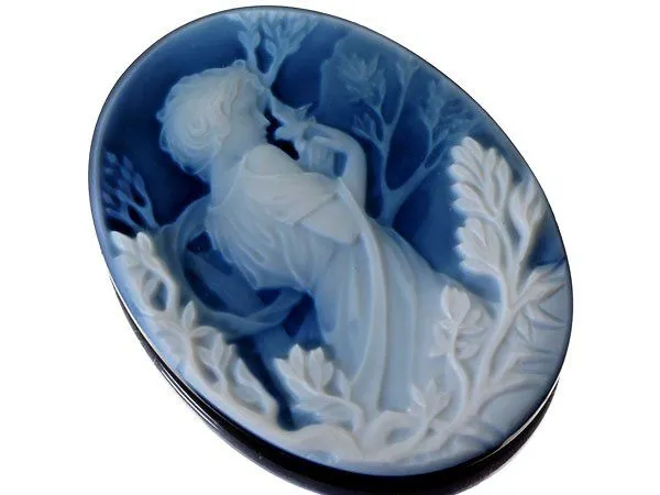 herb　KM-124 【ハンズ・ペーター・ミュラー】作青瑪瑙カメオルース herb KM-124 【ハンズ・ペーター・ミュラー】作青瑪瑙