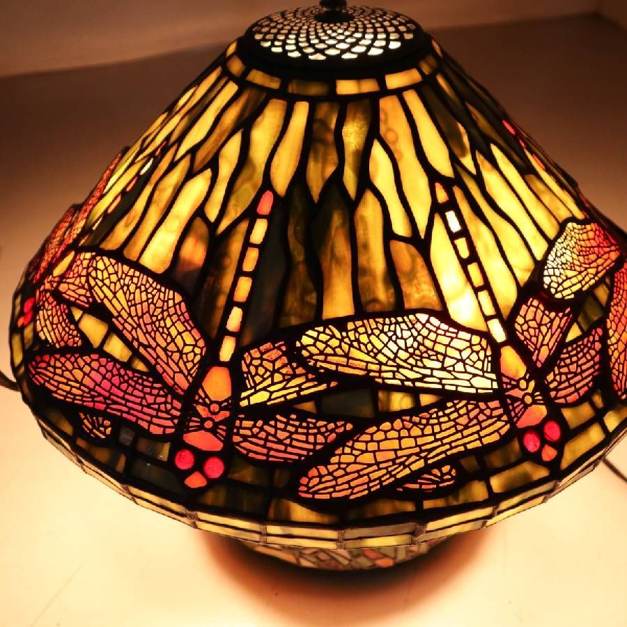 フランスベッド ティファニーランプ調 ステンドグラスランプ 蜻蛉柄