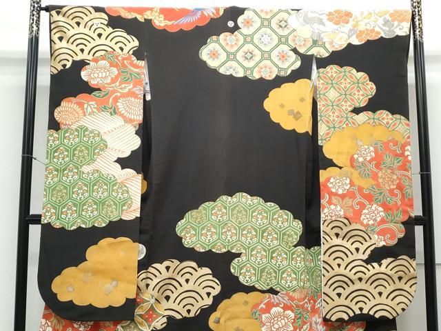 平和屋着物●セミアンティーク　豪華振袖　雲重ね花文　黒地　金彩　伊勢丹扱い　正絹　逸品　CAAY9544th 平和屋着物○セミアンティーク 豪華振袖 雲重ね花文 黒地 金彩 伊勢丹扱い
