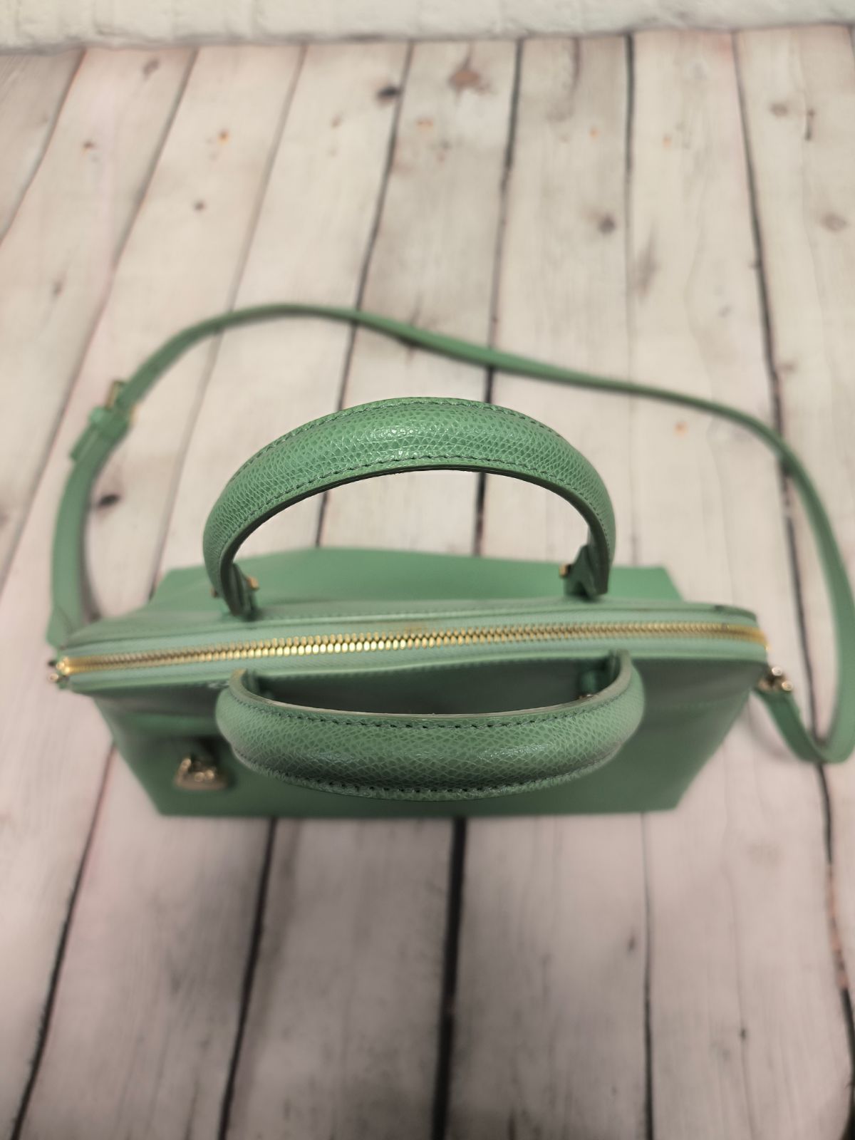 FURLA グリーン　2wayショルダーバッグ　ハンドバッグ FURLA フルラ バッグ レディース ハンドバッグ 2way 斜めがけ