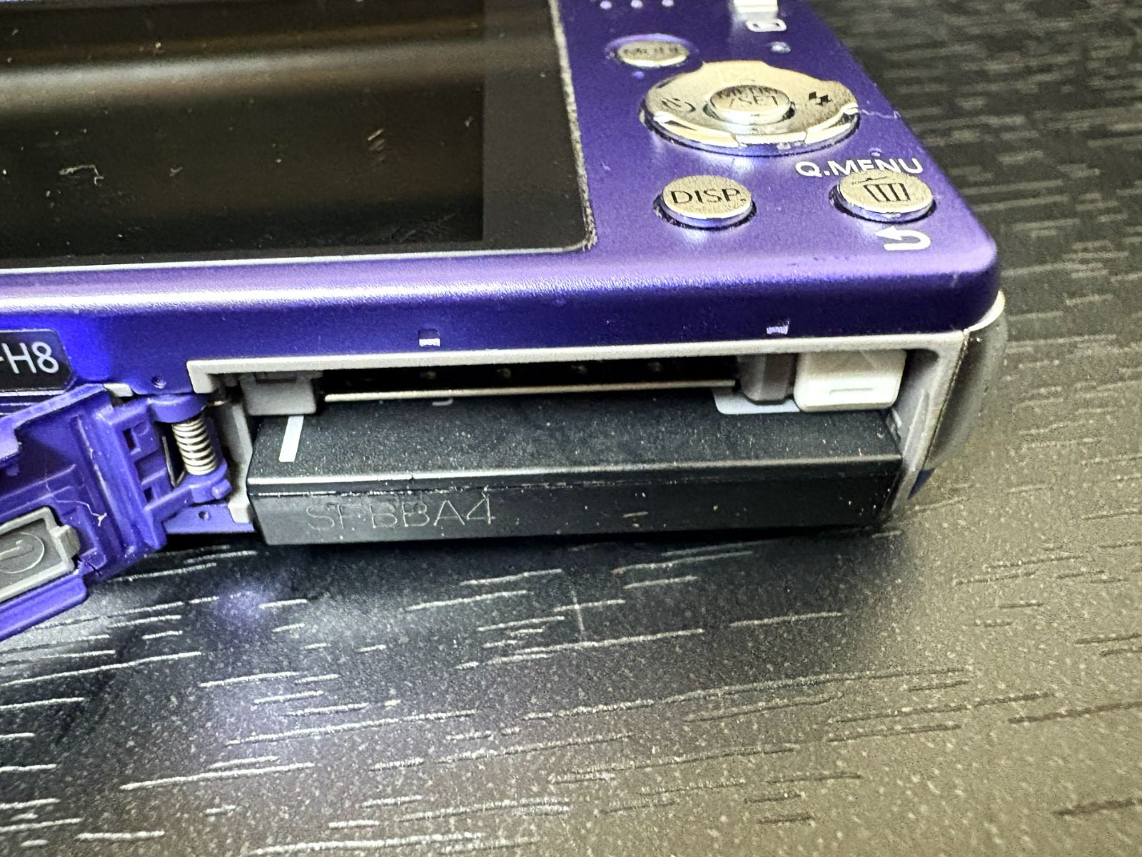 Panasonic・パナソニック】 LUMIX DMC-FH8 パナソニック デジカメ