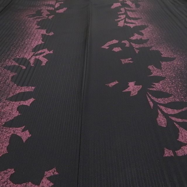 陰影が咲かせる