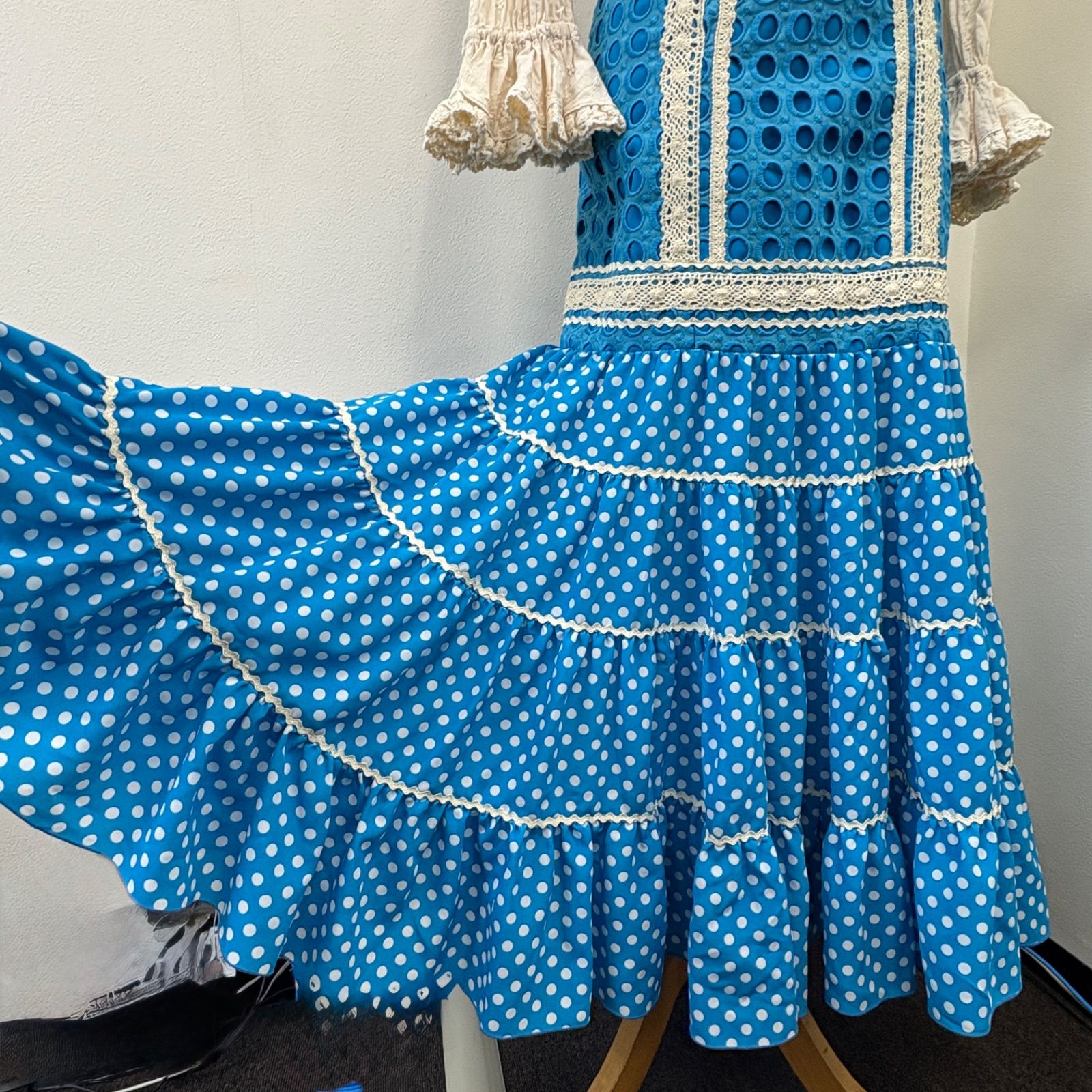 【美品】ソニアジョーンズ　フリルブラウス ソニアジョーンズ】フラメンコ衣装 ツーピース ブラウス フリル