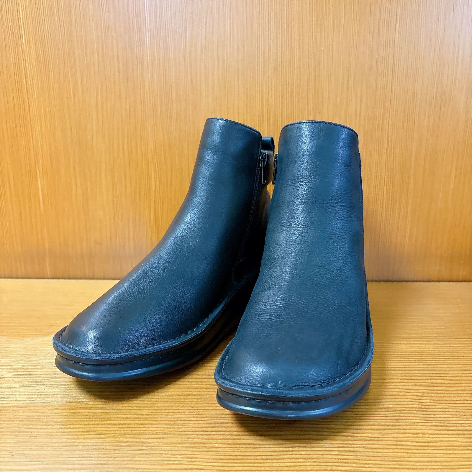 クッション ラクチン おしゃれ ファスナー ショート ブーツ 71281 革靴 Put’s プッツ ブラック 3E EEE