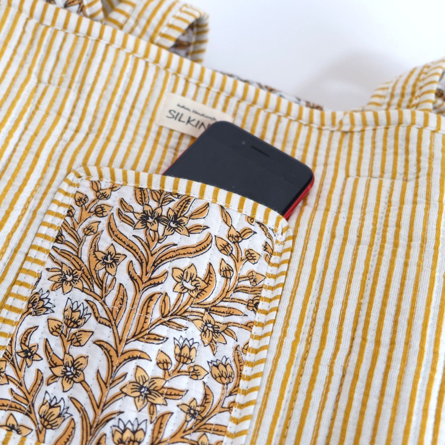 未使用※インド ブロックプリント 中綿入りベビーキルト オレンジイエロー エコバッグ インド綿 ブロックプリント オレンジプラント | インド雑貨