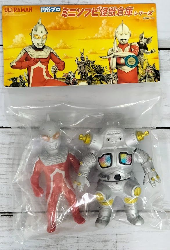 MAX TOYマックストイ ウルトラセブン 円谷プロ　ミニソフビ怪獣倉庫シリーズ MAXTOY 円谷プロ ミニソフビ怪獣倉庫シリーズ ウルトラセブン&キング
