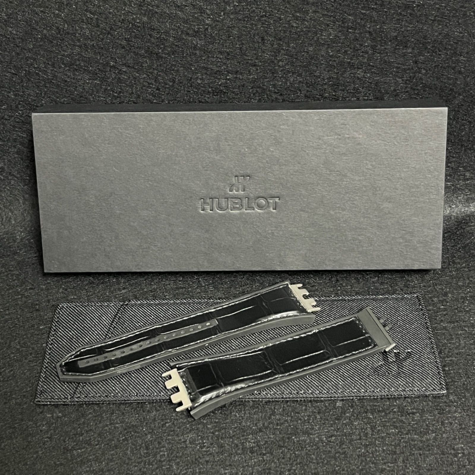 HUBLOT ウブロ UNICO ウニコ スピリットオブビッグバン ストラップ ラバー ベルト 黒 ブラック アリゲーター き