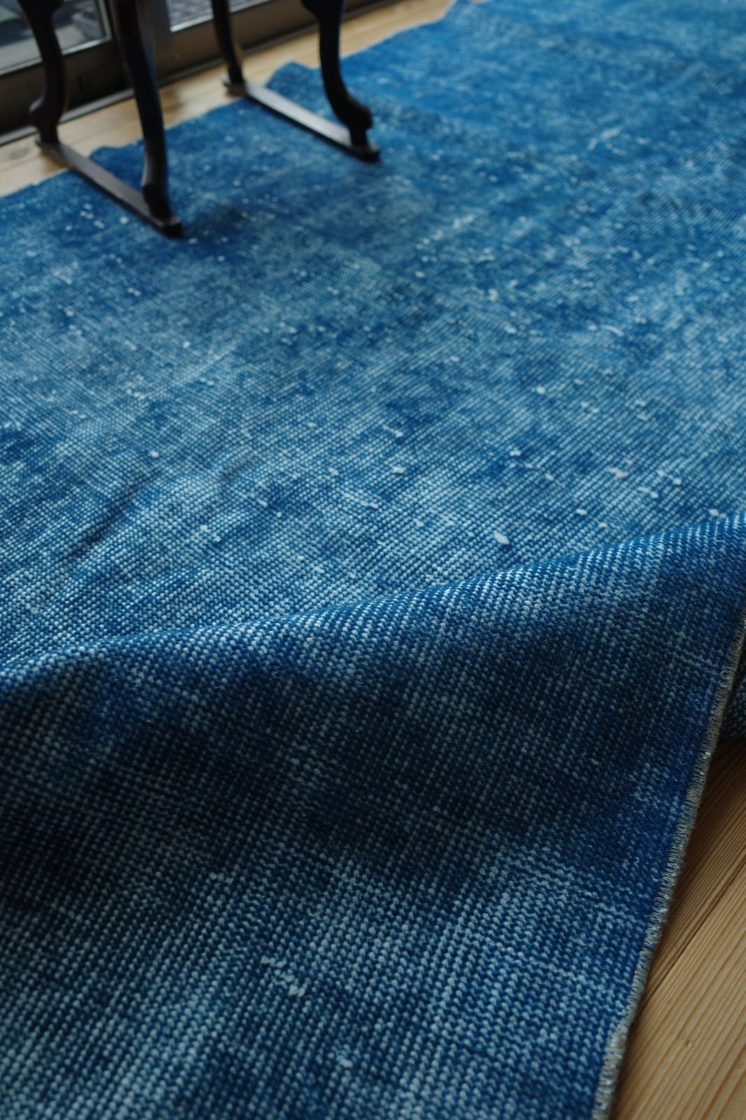 トルコ ヴィンテージラグ 藍色オーバーダイ トルコ ヴィンテージラグ
