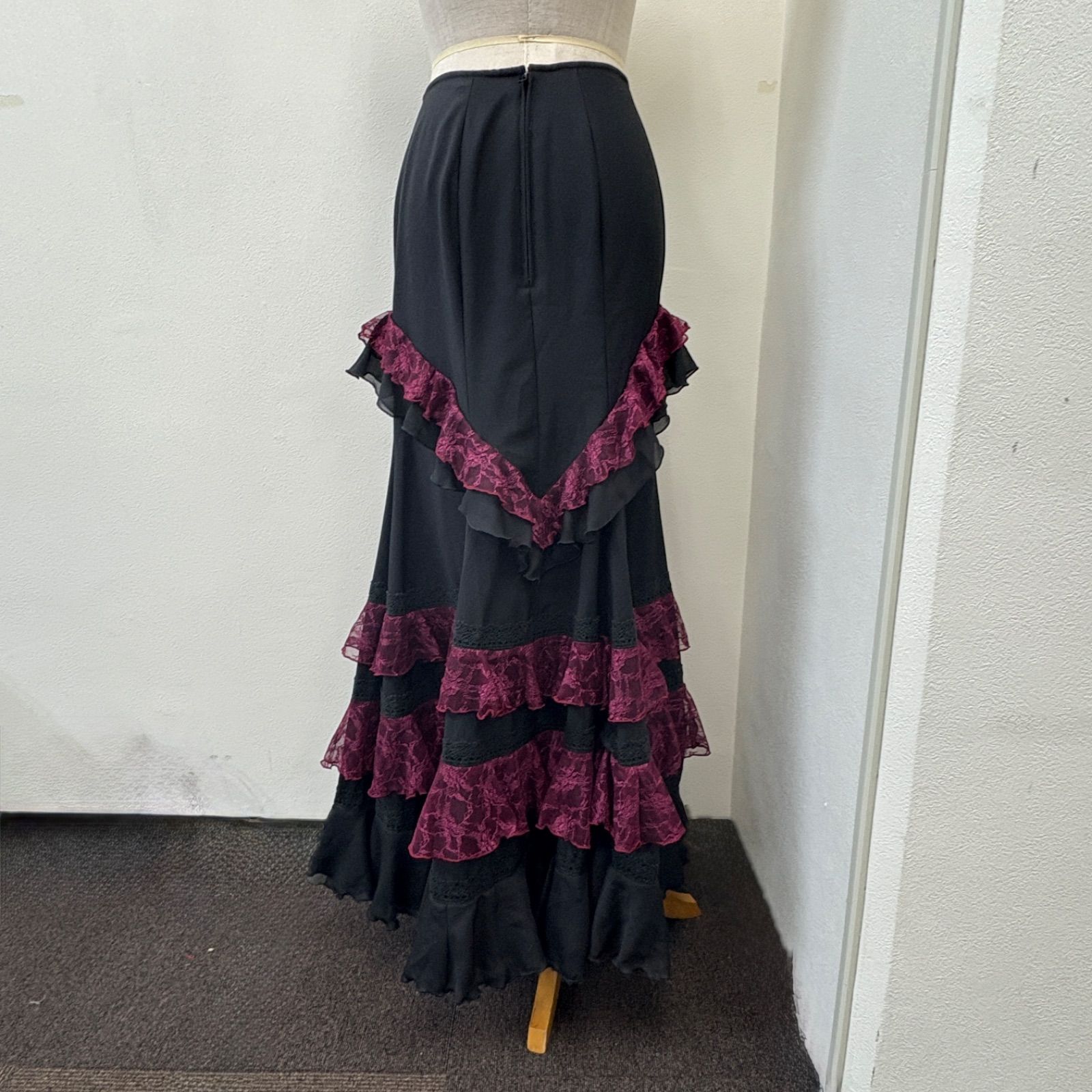 ソニアジョーンズ】フラメンコ衣装 ファルダ 黒 フリル レース