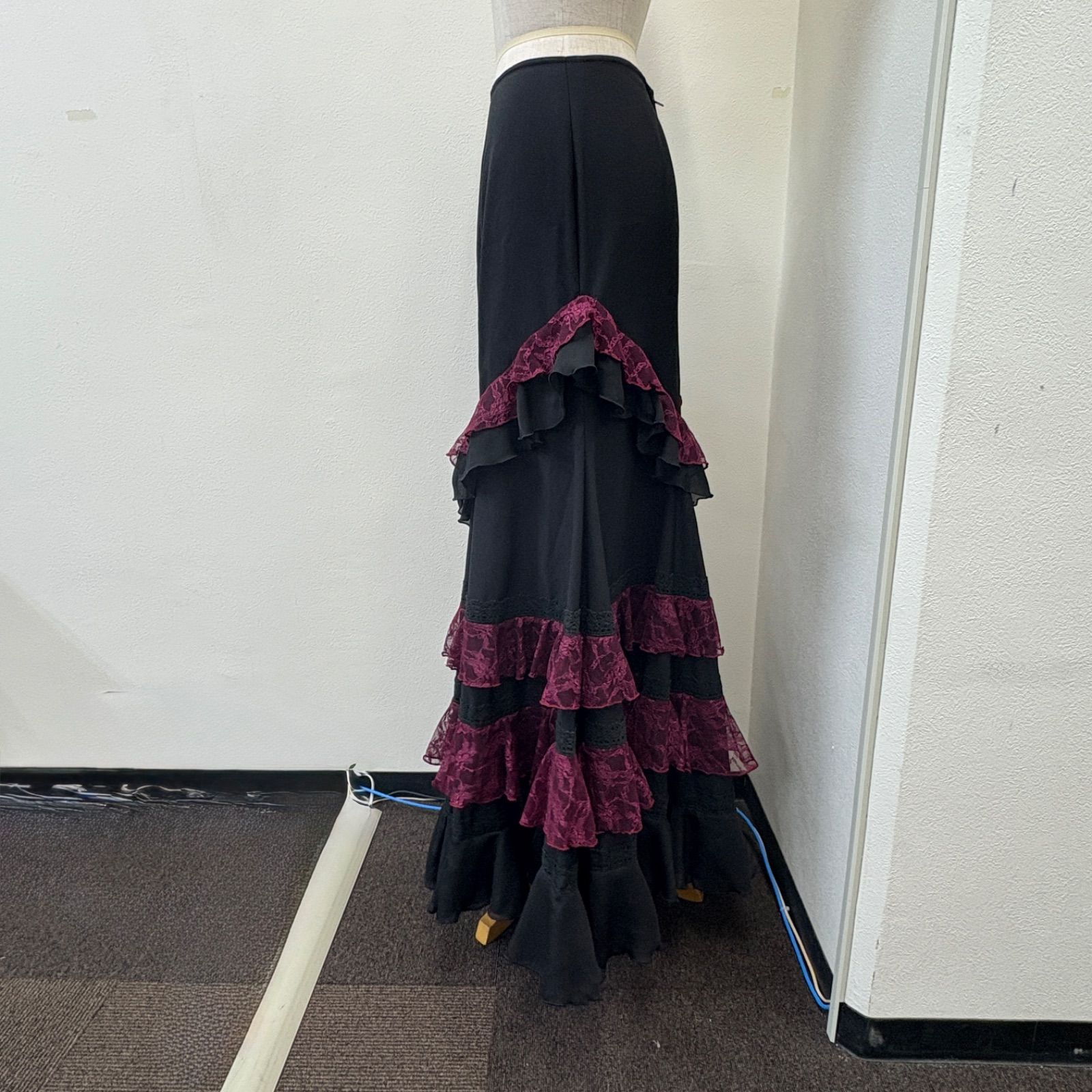 ソニアジョーンズ】フラメンコ衣装 ファルダ 黒 フリル レース