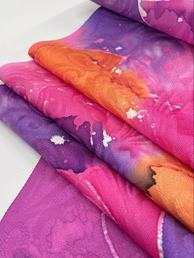 小紋 紋意匠 手染め ぼかし 全体柄 正絹 反物 小紋 手染め 紋意匠 個性的 正絹 反物 T9051 - メルカリ