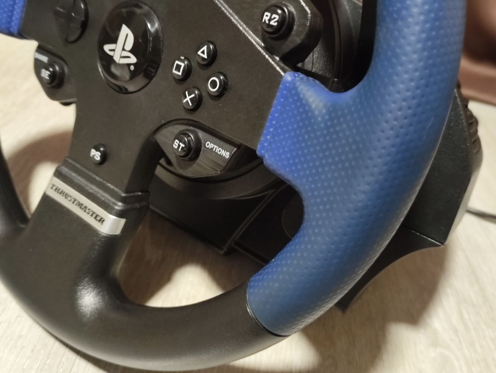 THRUSTMASTER T150 【修理品】ハンコン - メルカリ