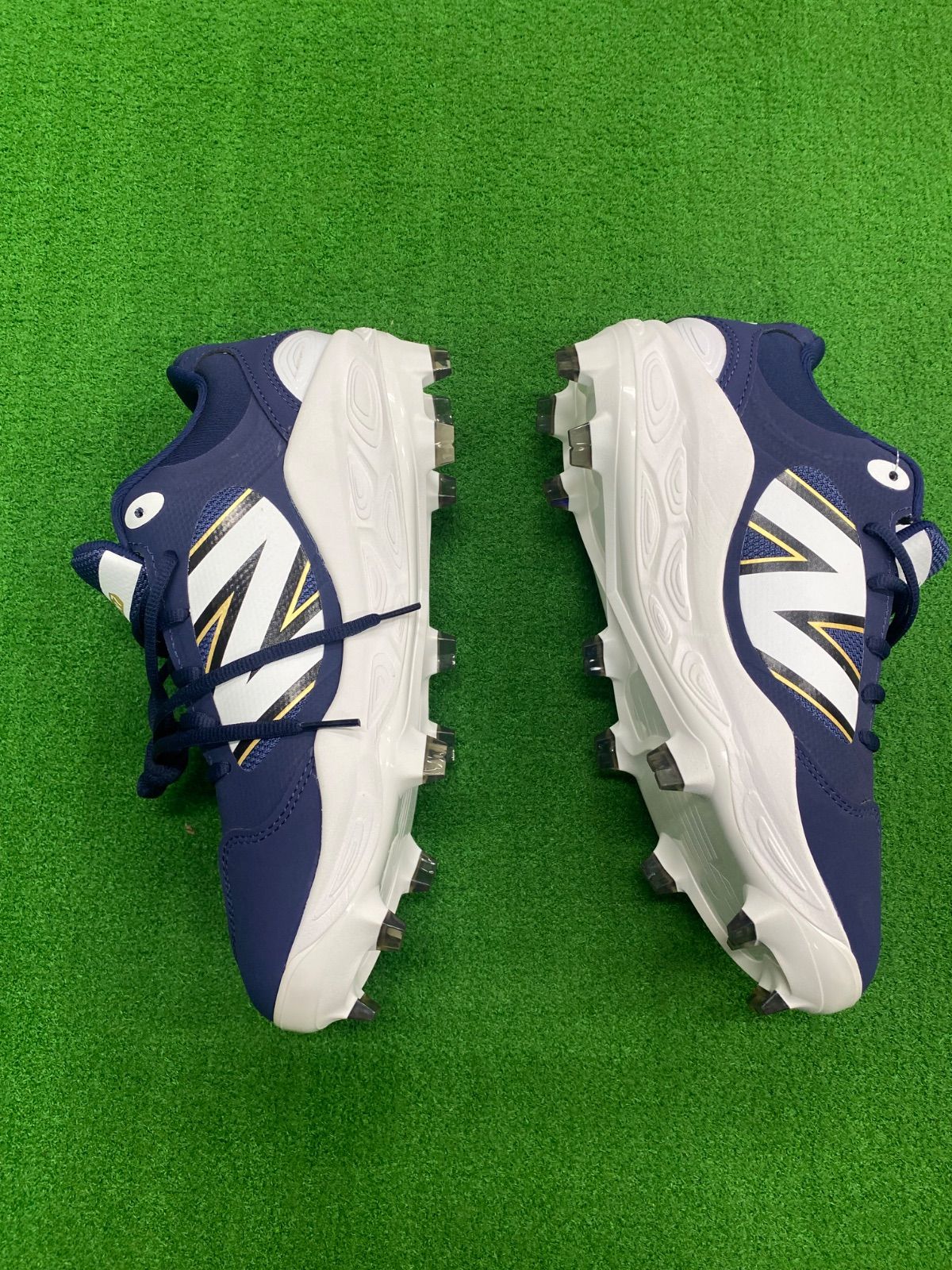 セール 35%オフ‼️ Newbalance 野球用スパイク ラストワン‼️ 35%オフ