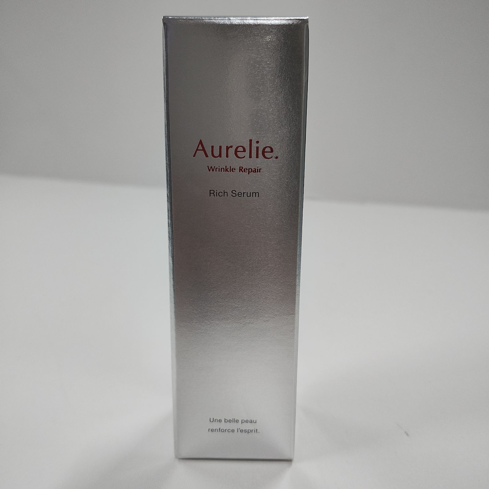 【新品未使用未開封】Aurelie 美容液 シルバー パッケージ 新品未使用未開封】Aurelie 美容液 シルバー パッケージ 新品未開封