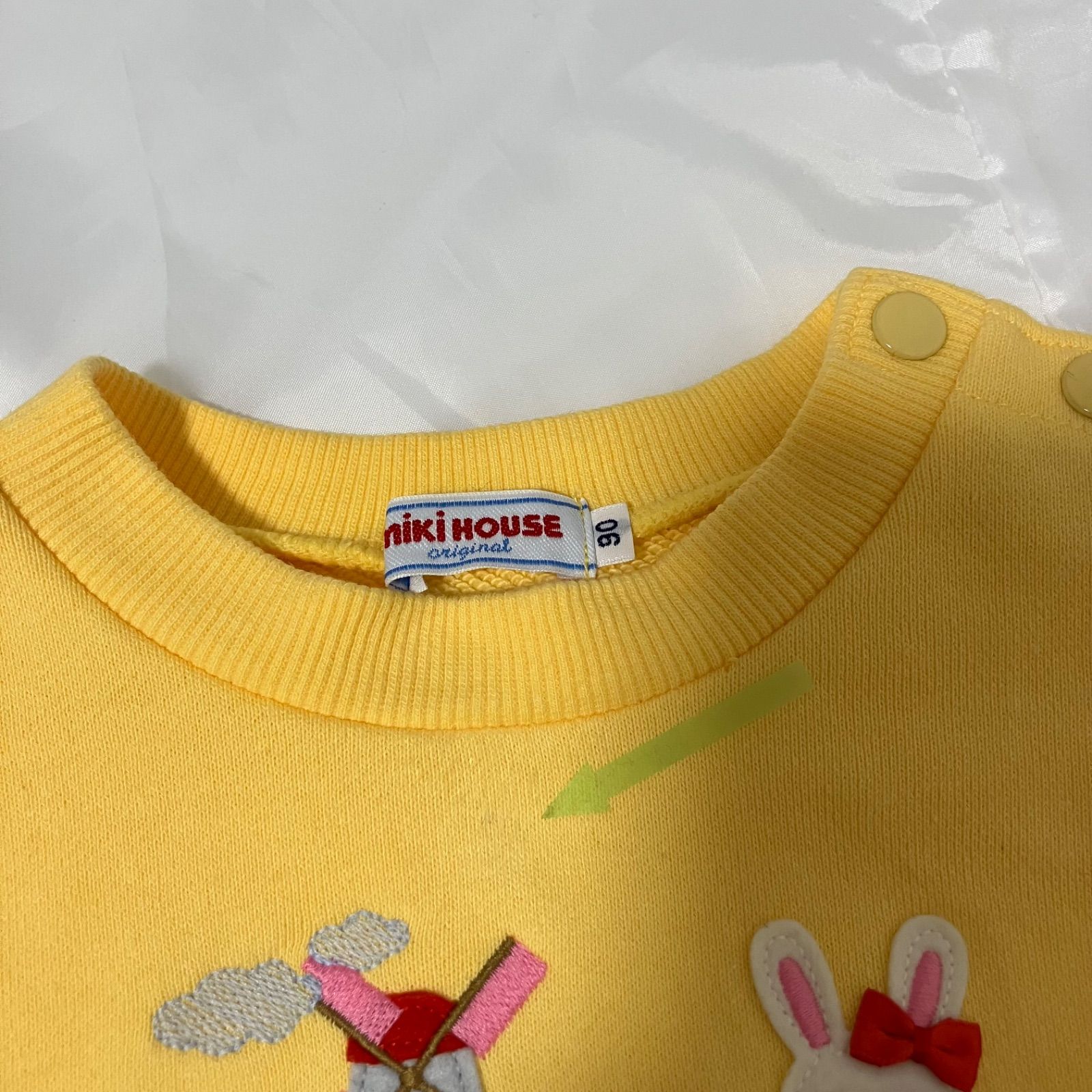 379ミキハウスmikihouse90size豪華ワッペンうさこトレーナー - メルカリ