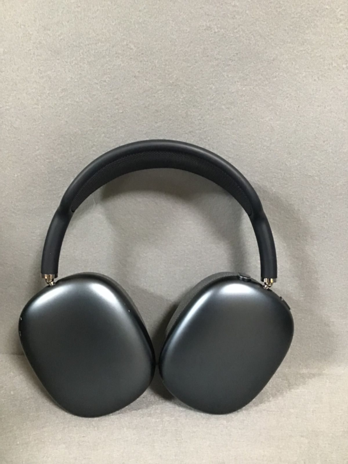 【中古・美品】AirPodsMax 第二世代ミッドナイト キズあり保証残りあり 美品《AirPods 》MAX 第2世代 ミッドナイト 美品】 AirPods Max Type-C