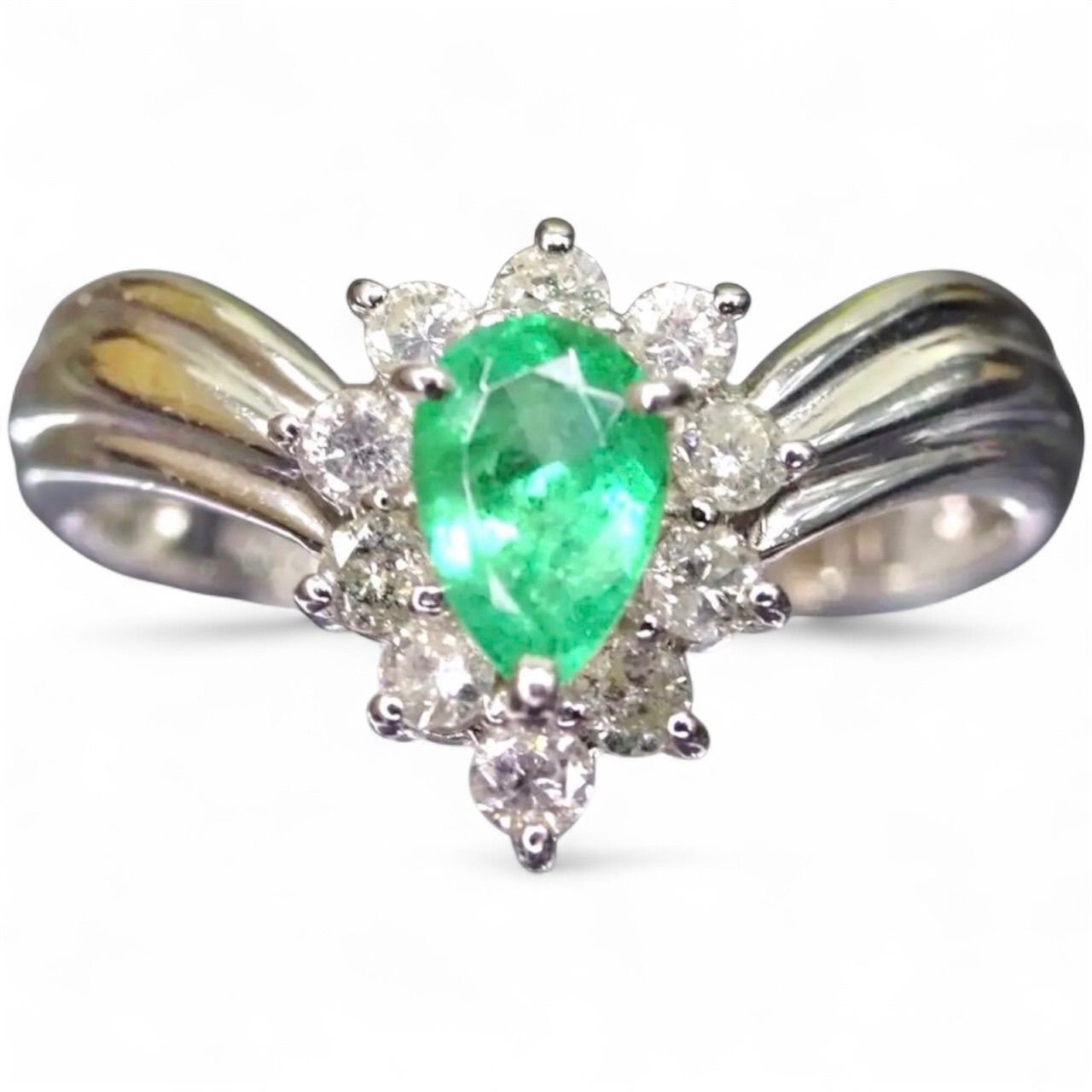 プラチナ pt900 エメラルド 0.19ct ダイヤモンド リング指輪 11号