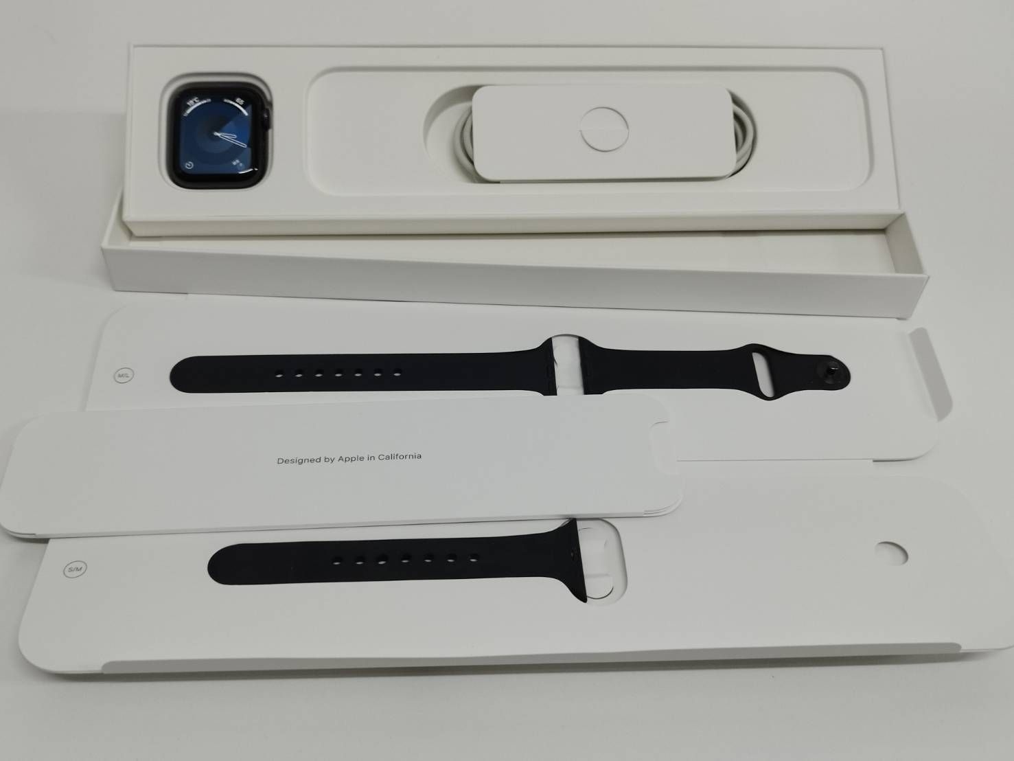 Apple Watch Series 6/GPS/40mm/A2291/スペースグレー〈MG133J/A〉
