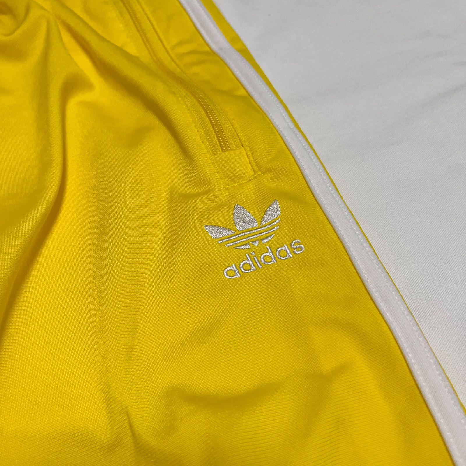 古着 adidas アディダス トラックパンツ イエロー スリーストライプス