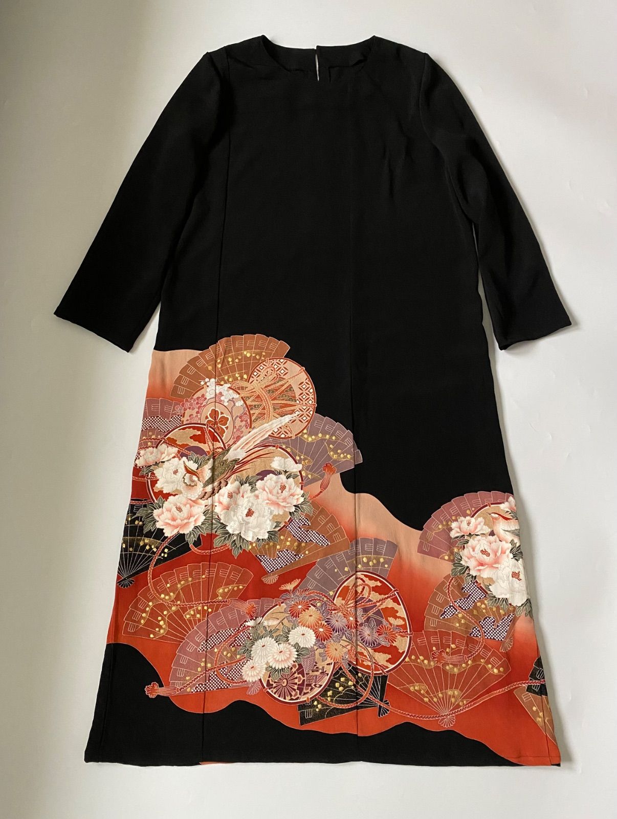 ハンドメイド 黒留袖リメイク 花柄ロングワンピース ハンドメイド 着物 