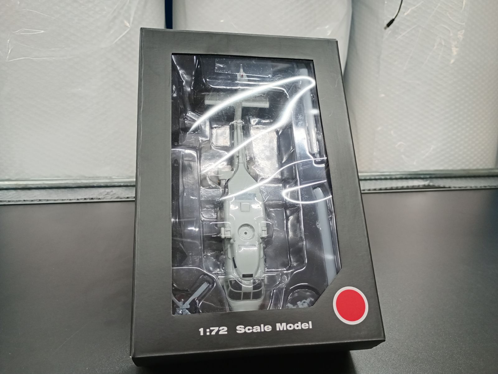 海上自衛隊の哨戒ヘリコプター SH-60J シーホーク 1:72 スケール