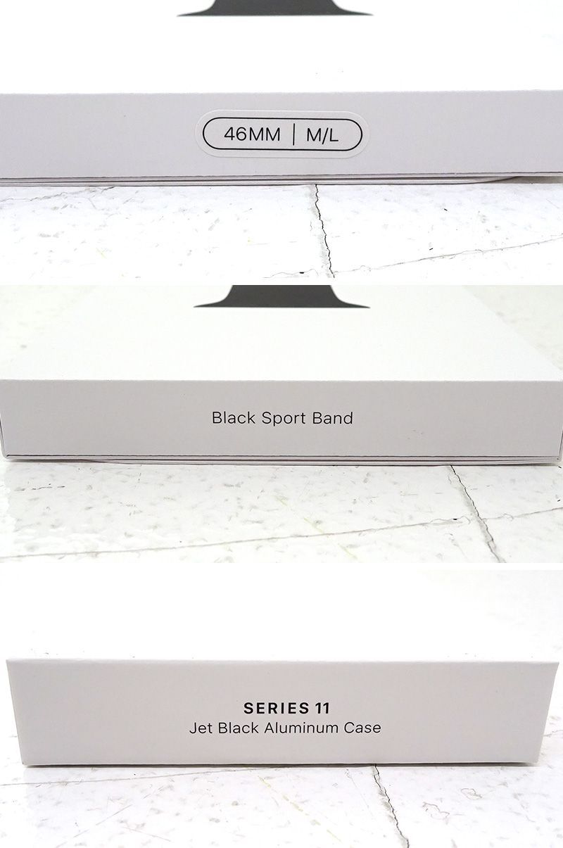 ジェットブラックアルミニウムケースとブラックスポーツバンド M