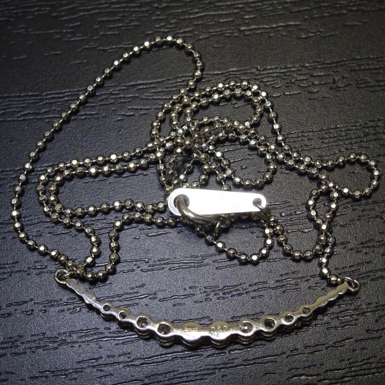 プラチナ pt900 pt850 天然ダイヤモンド0.30ct バーデザイン