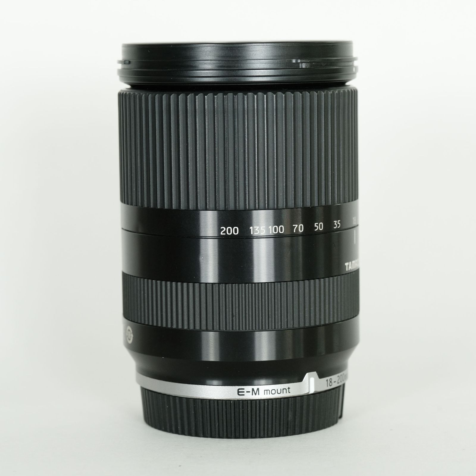 【ジャンク品】TAMRON 18-200mm B011 ソニーE TAMRON 18-200mm F3.5-6.3 Di III VC B011 ブラック ソニーE 中古