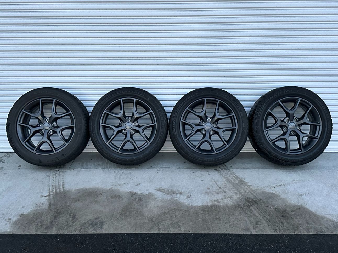 JEEP ジープ グランドチェロキー サミット 純正20インチホイール アメ