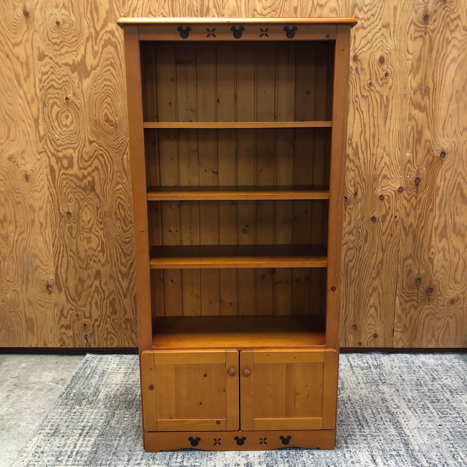 M げ交渉 ミッキーモチーフ カントリー調 キャビネット 棚板2枚 シェルフ 家具 直接 横浜市保土ヶ谷区