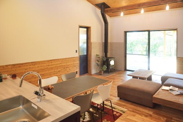 イーズ ソファ L リビング モダン リラックス デザイン 快適 ナチュラル シック カジュアル シンプルモダン ソファセット 落ち着いた雰囲気 グレ ブラウン デザイン TALLINNNEXPO_COM