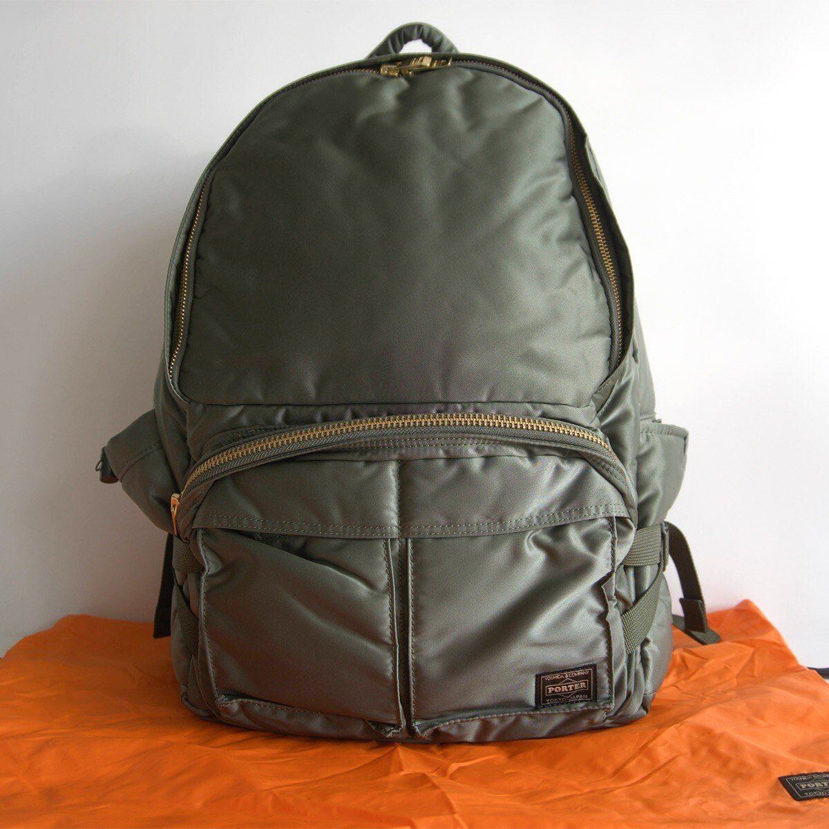 極美品】PORTER 【新型 タンカー リュック】ポーター セージグリーン