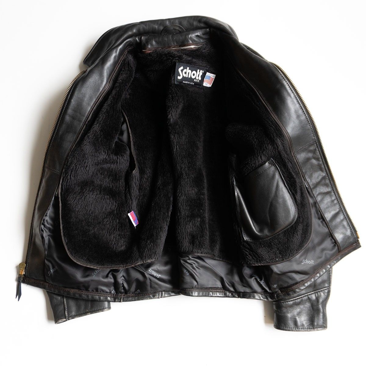 雰囲気抜群/ビッグサイズ】SCHOTT【AT101/シングルライダース