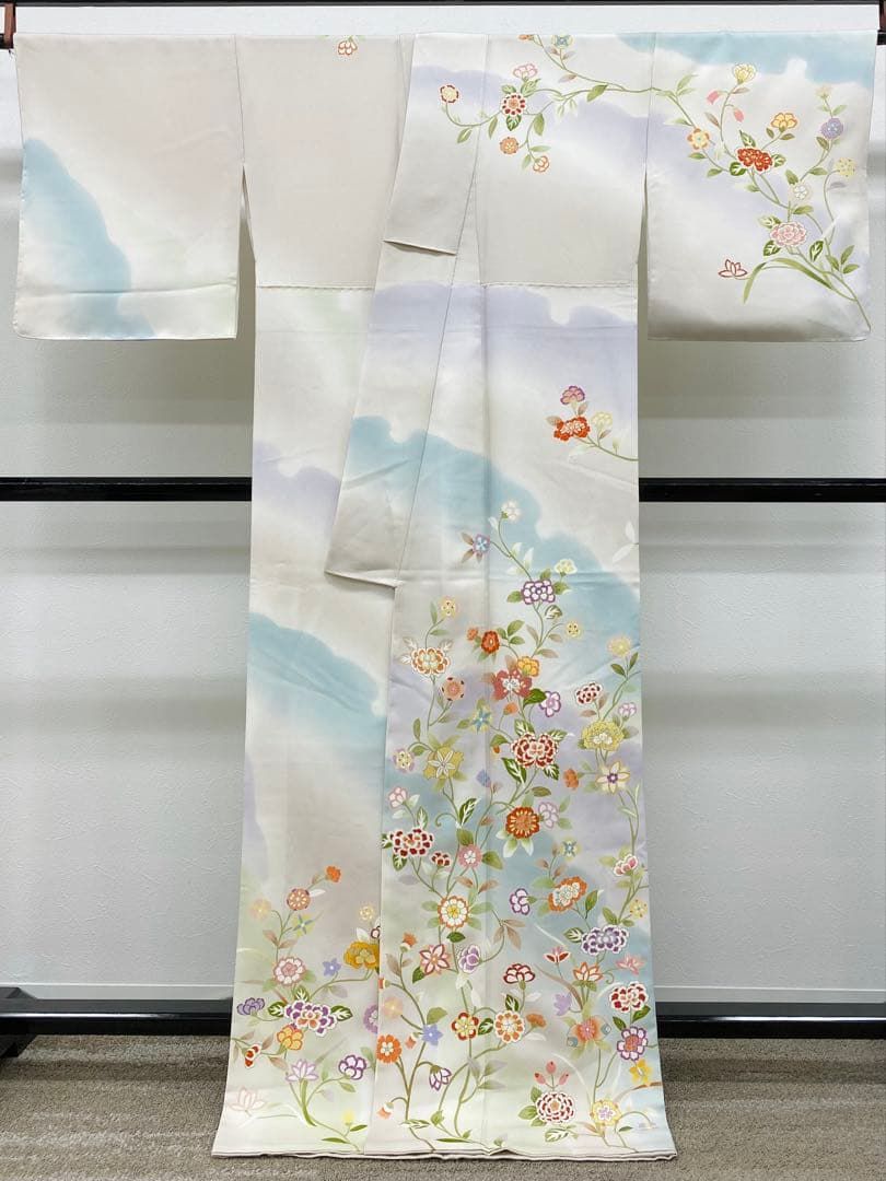 京友禅 桐壺 菱健 訪問着 金駒 金彩 ぼかし染 正絹 躾糸付き 京友禅 桐壺 菱健 訪問着 金駒 金彩 ぼかし染め 雪輪 唐花文様 正絹 躾