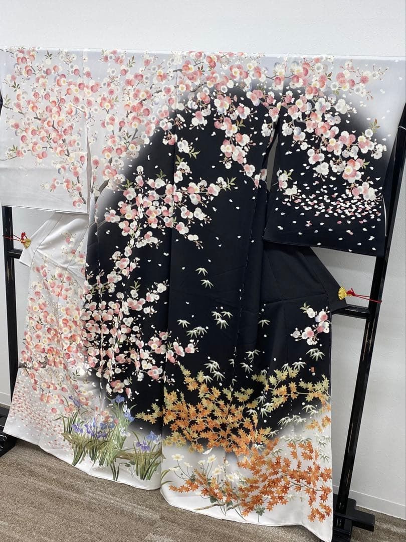 秀美 十日町友禅 訪問着 落款入 未仕立て品 仮絵羽 春夏秋冬 八掛付き 正絹 秀美 十日町友禅 訪問着 落款入 未仕立て品 仮絵羽 春夏秋冬 八掛付き