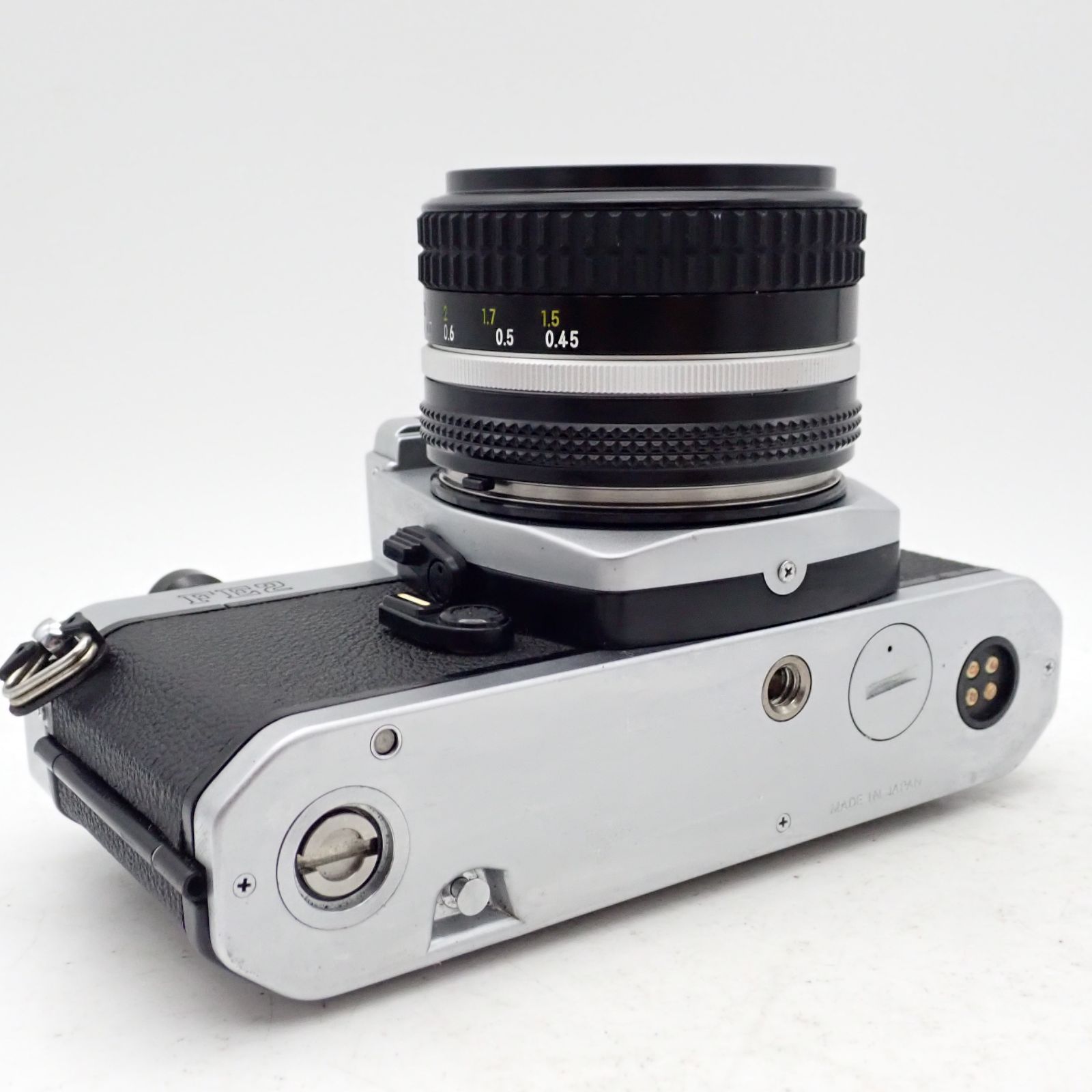 美品 Nikon FE2 シルバー 一眼レフフィルムカメラ MD-12 モーター