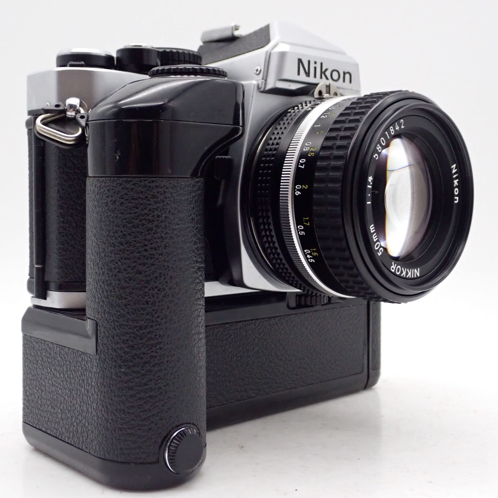 美品 Nikon FE2 シルバー 一眼レフフィルムカメラ MD-12 モーター